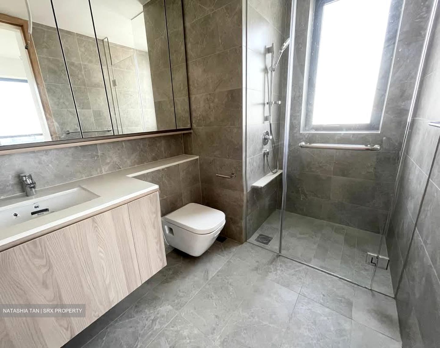 Twin Vew (D5), Apartment #556870301